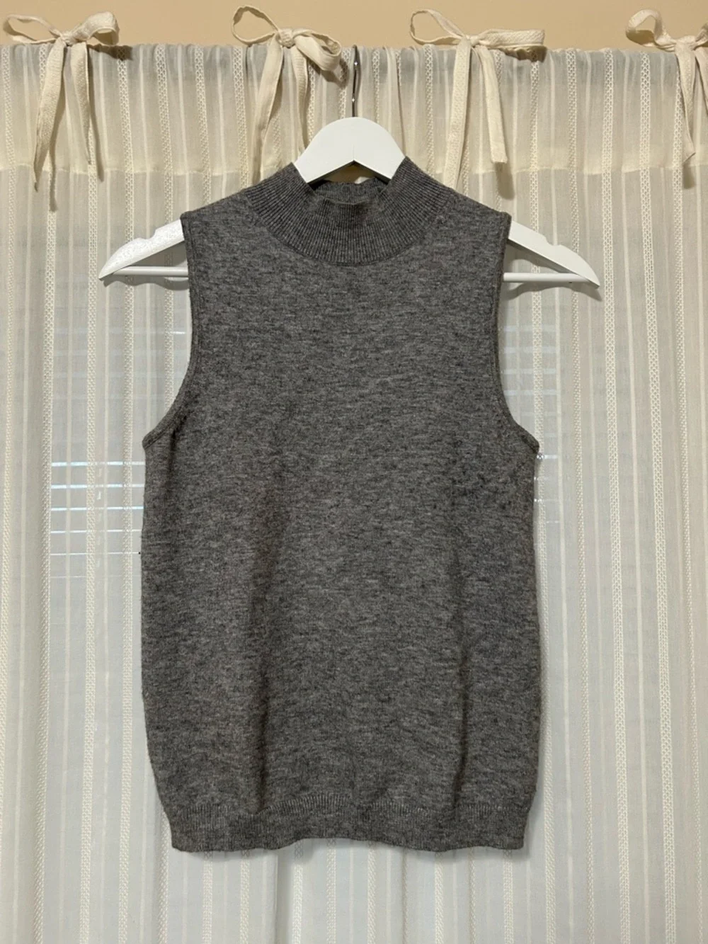 7 for $70! Anthropologie Tops - XS - Picture 12 of 16